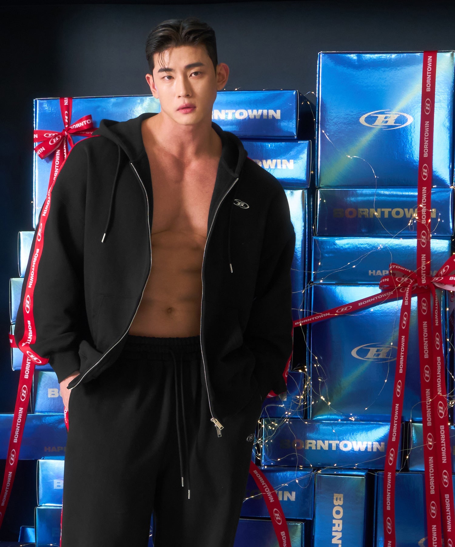 CHROME B RED LINE HOODIE ZIP-UP [BLACK] Main image