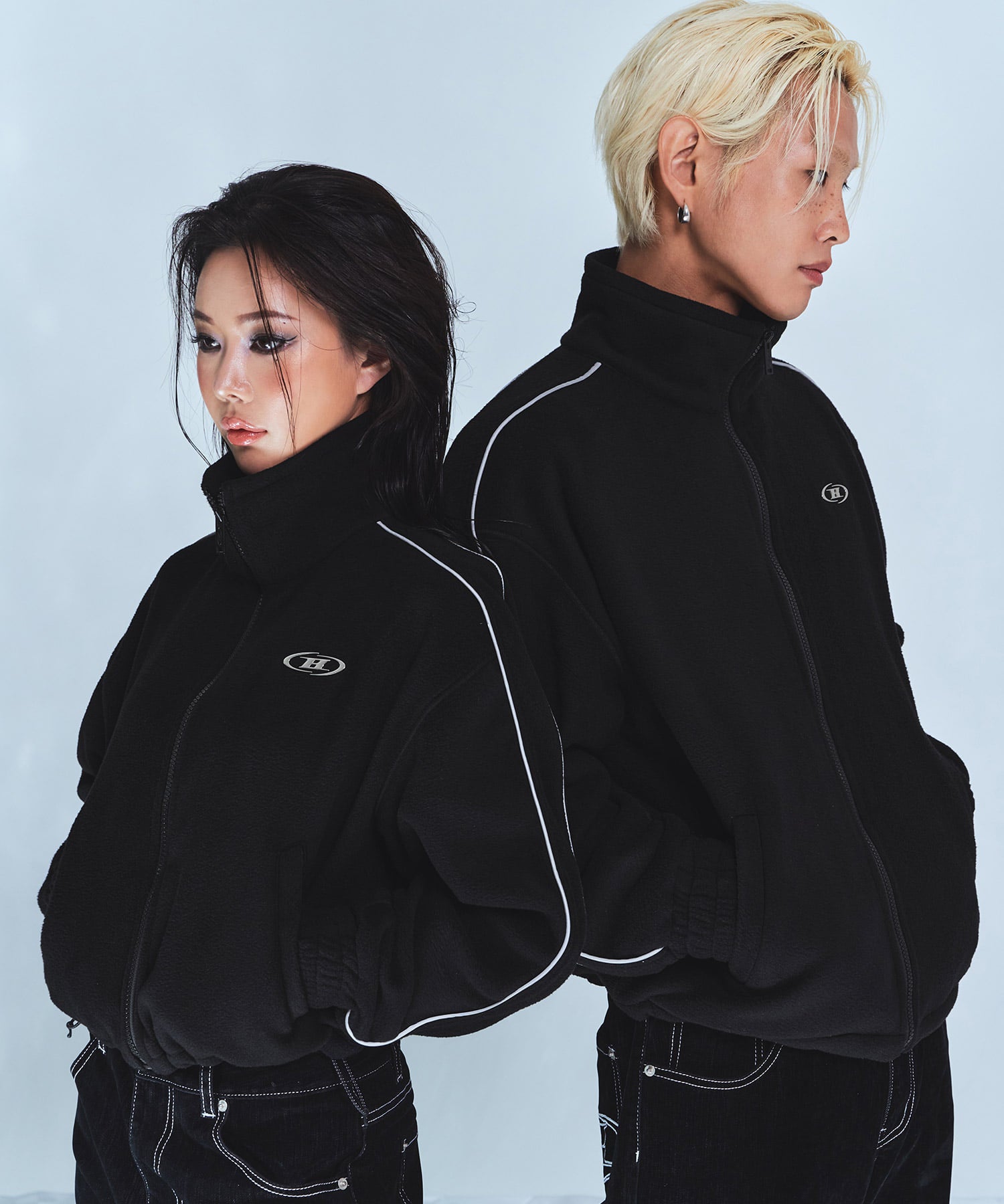 CHROME B FLEECE CROP JACKET