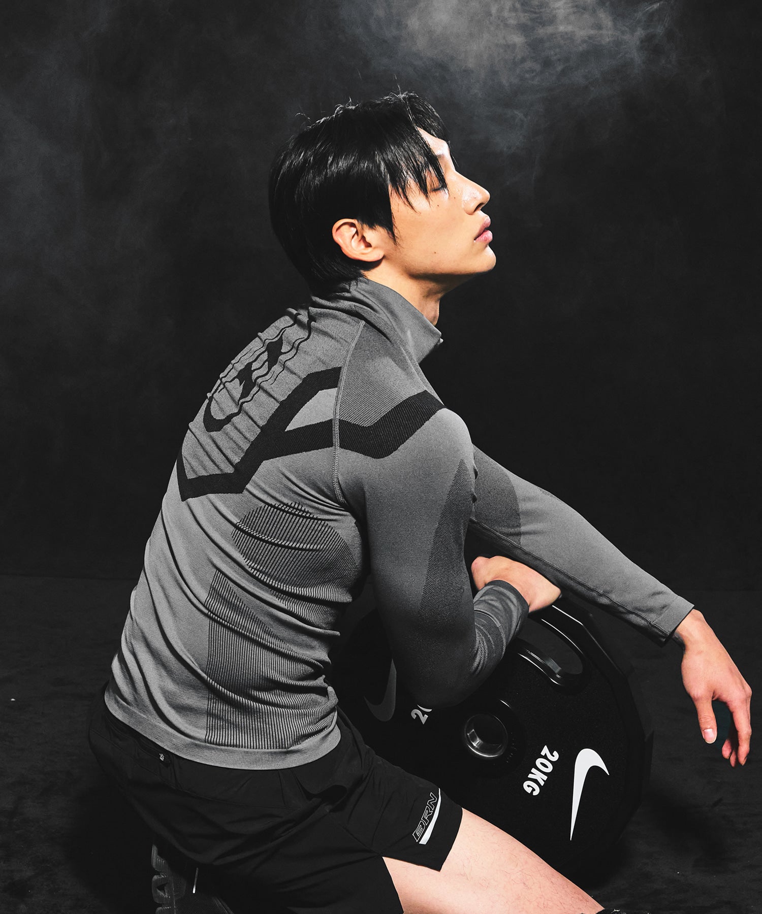 BRN ECLIPSE SEAMLESS HALF ZIP UP LONG SLEEVE [CHARCOAL]