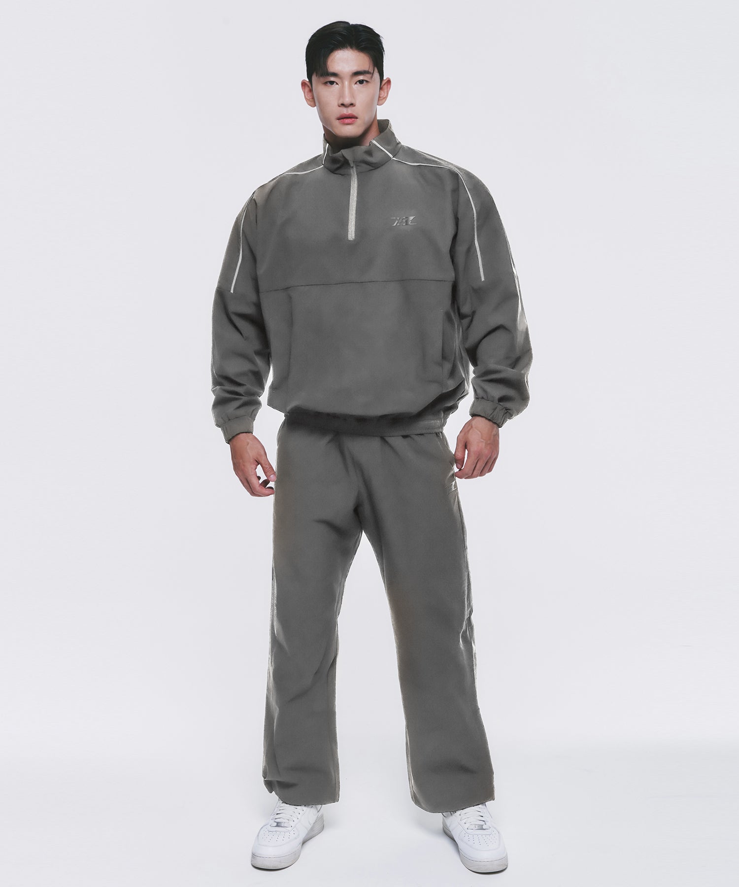 B X V NYLON PANTS [GREY] Main image