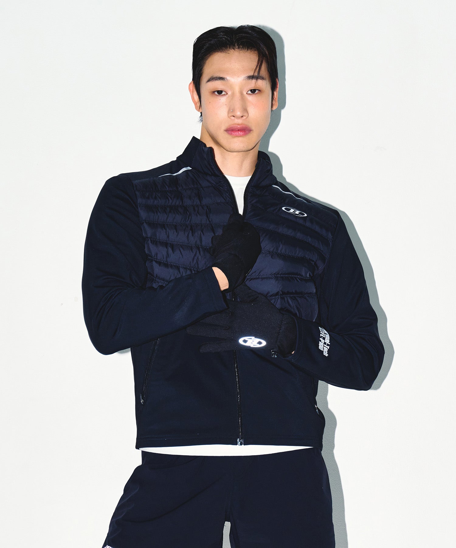 SYMBOL B RUNNING GLOVE Secondary image