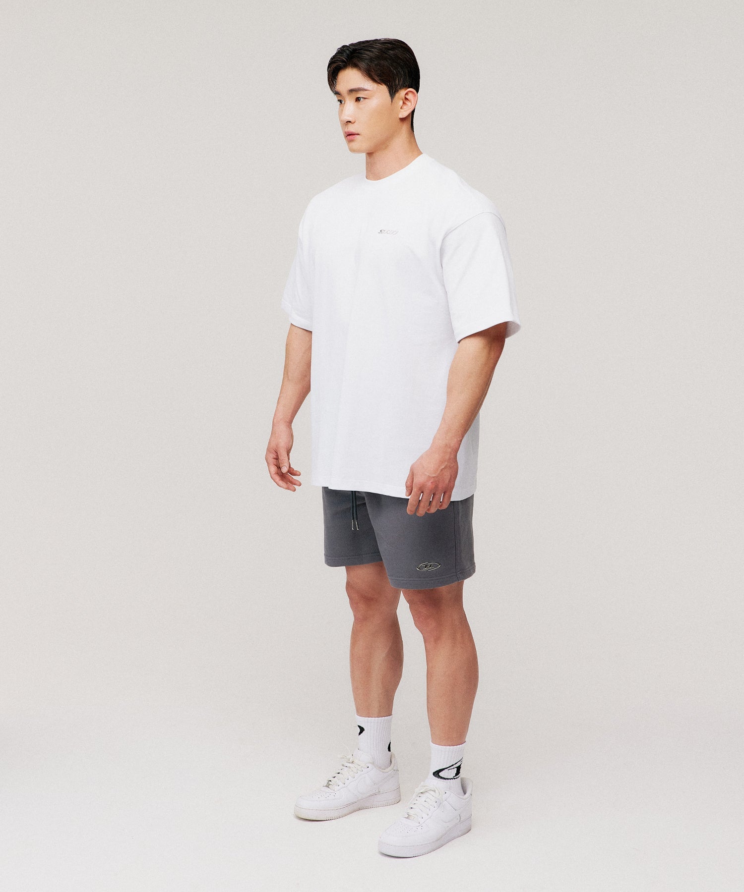SILVER BRN SEMI OVER FIT T-SHIRTS [WHITE]