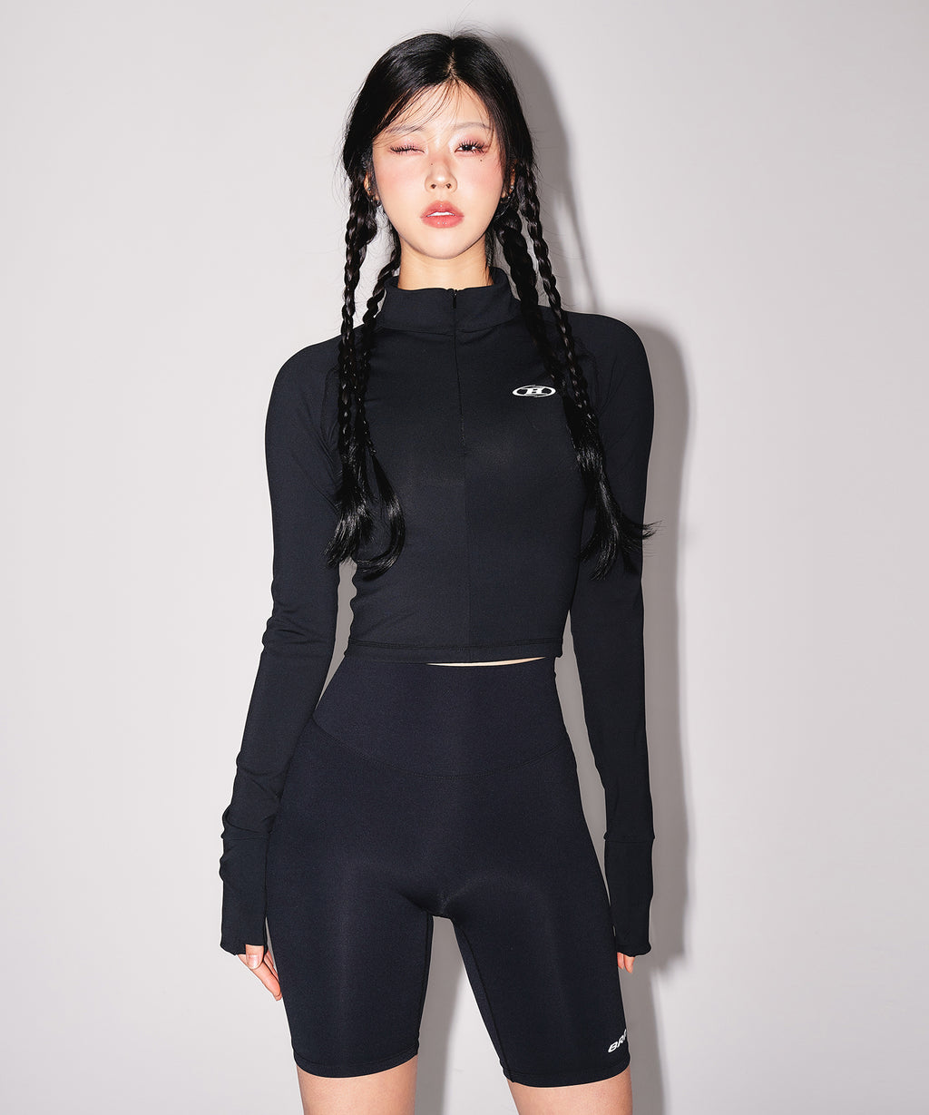 W SYMBOL B MESH HALF ZIP-UP LONG SLEEVE [BLACK]