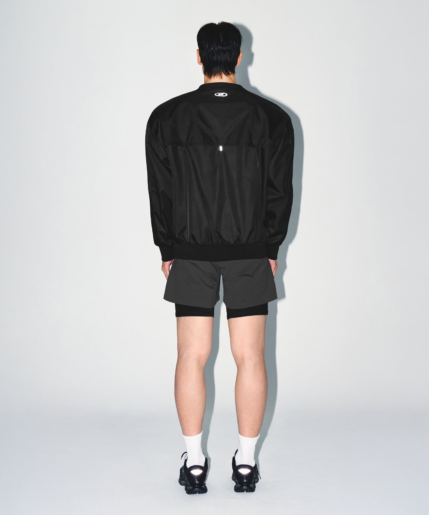 BRN OUTBAND 2 IN 1 SQUAT SHORTS [CHARCOAL]