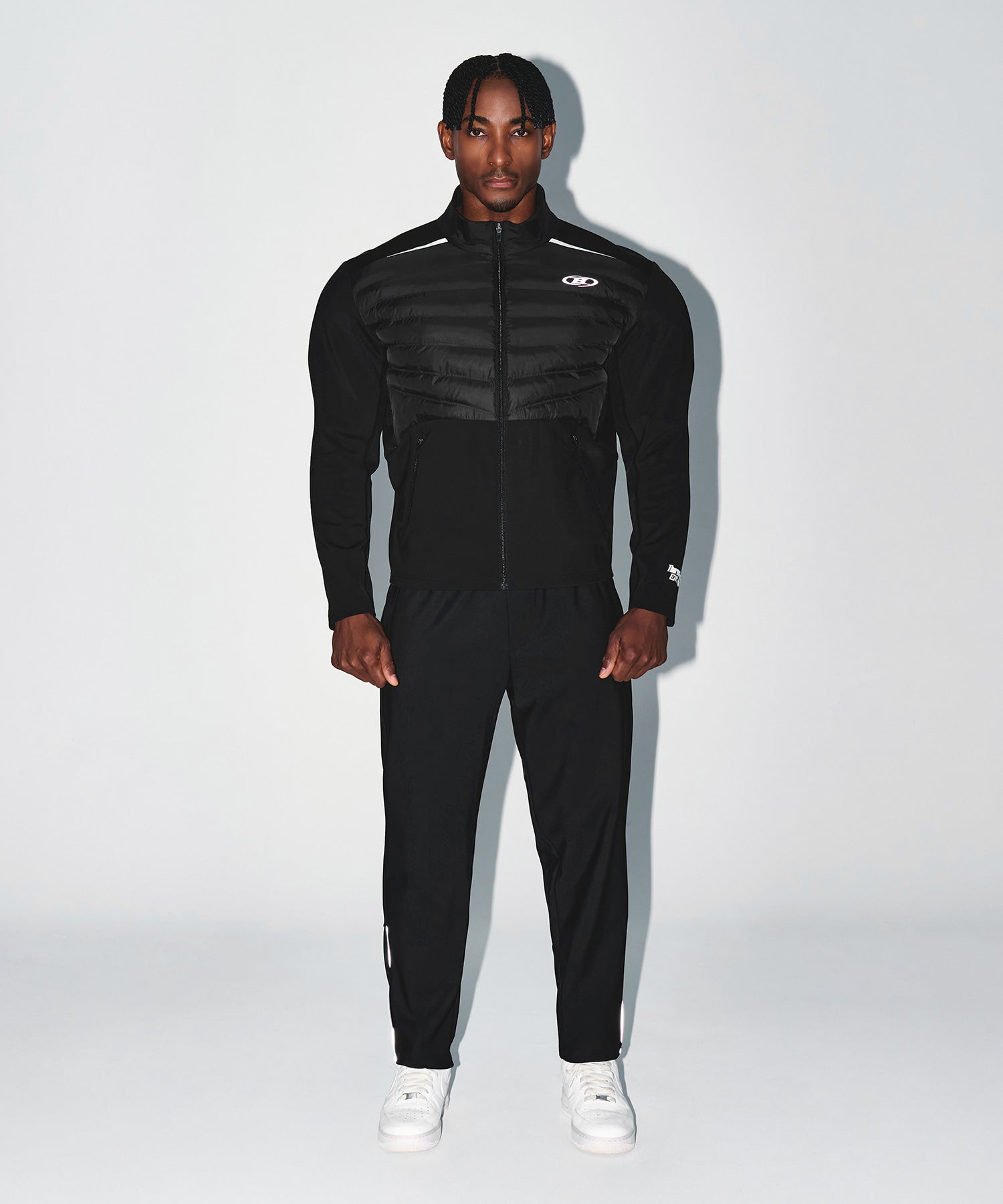 BRN HYBRID PADDED MUSCLE FIT JACKET [BLACK] Secondary image