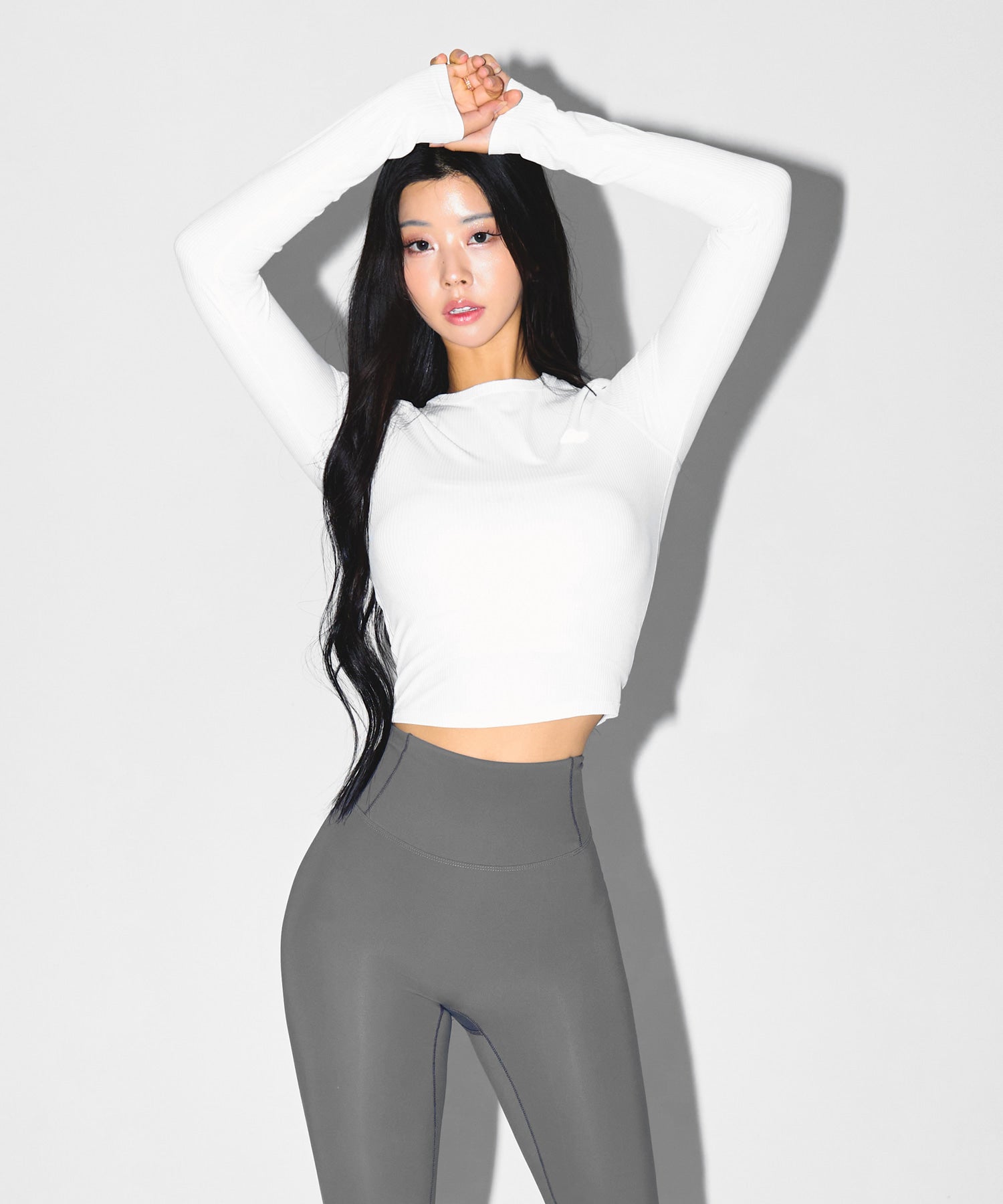 W FITNESS RIBBED LONG SLEEVE [WHITE] Main image