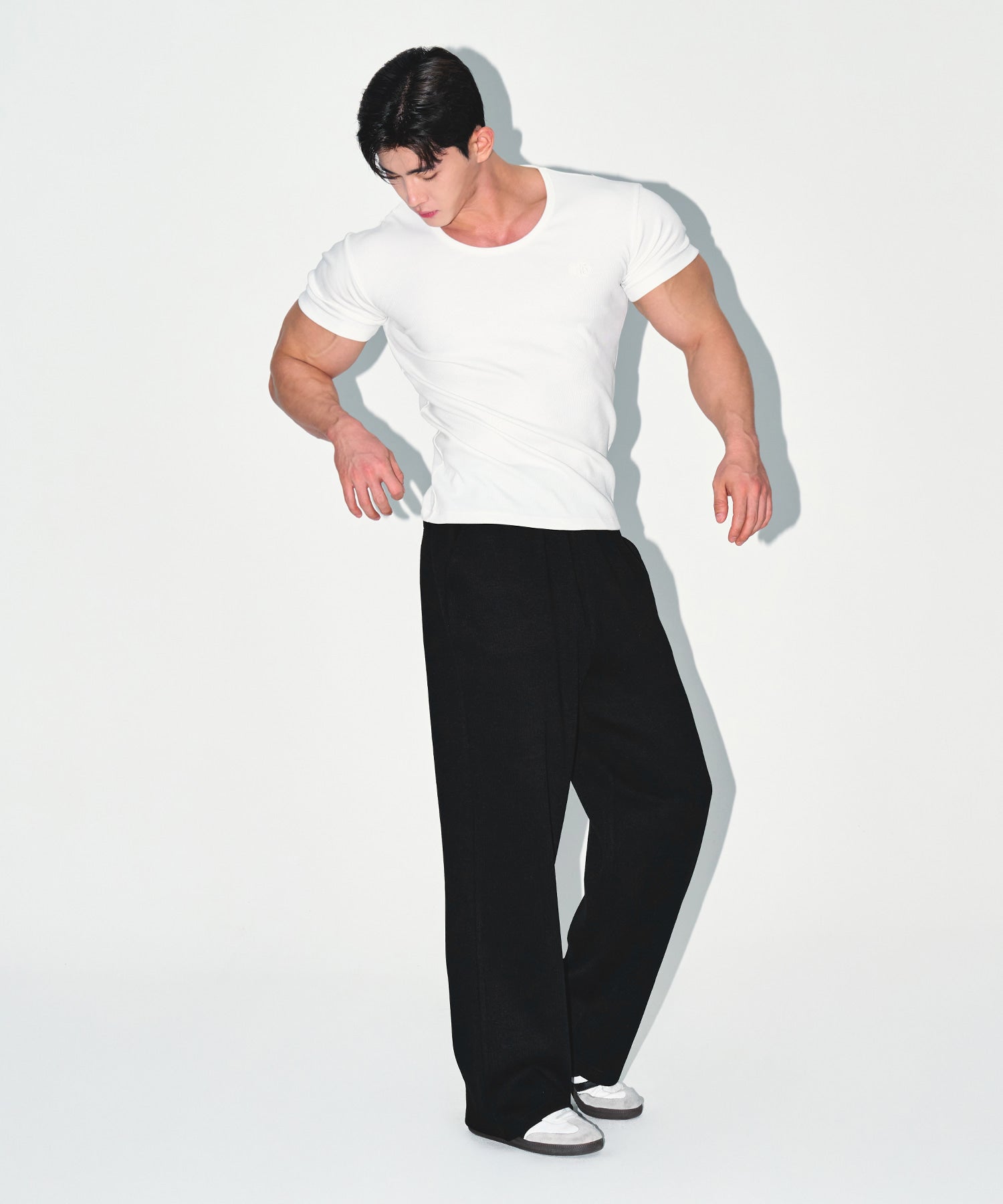 [Daejin Jeong] WINNER RIBBED MUSCLE FIT T-SHIRTS [WHITE]