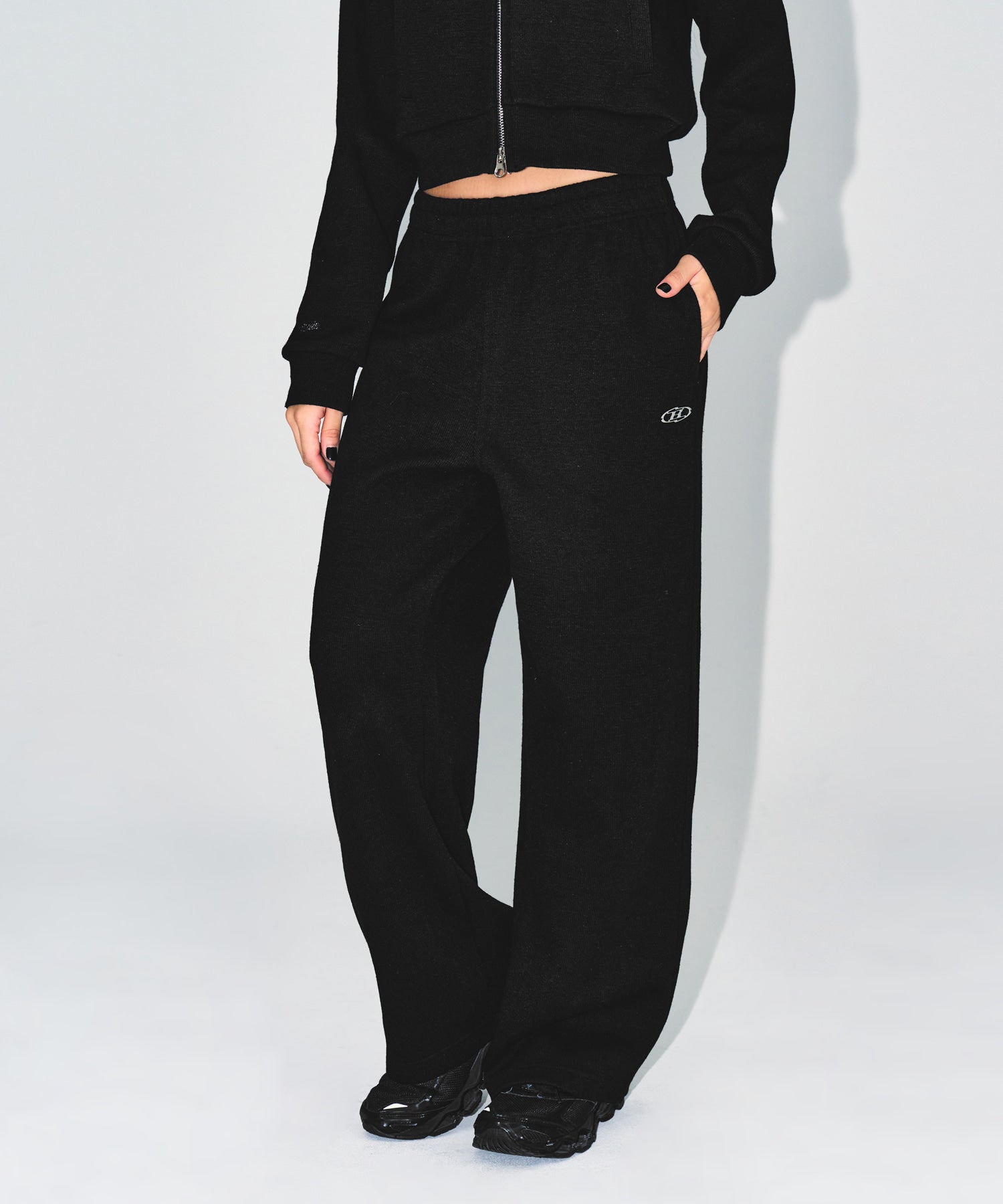 W KNIT LIKE SEMI WIDE PANTS [BLACK]