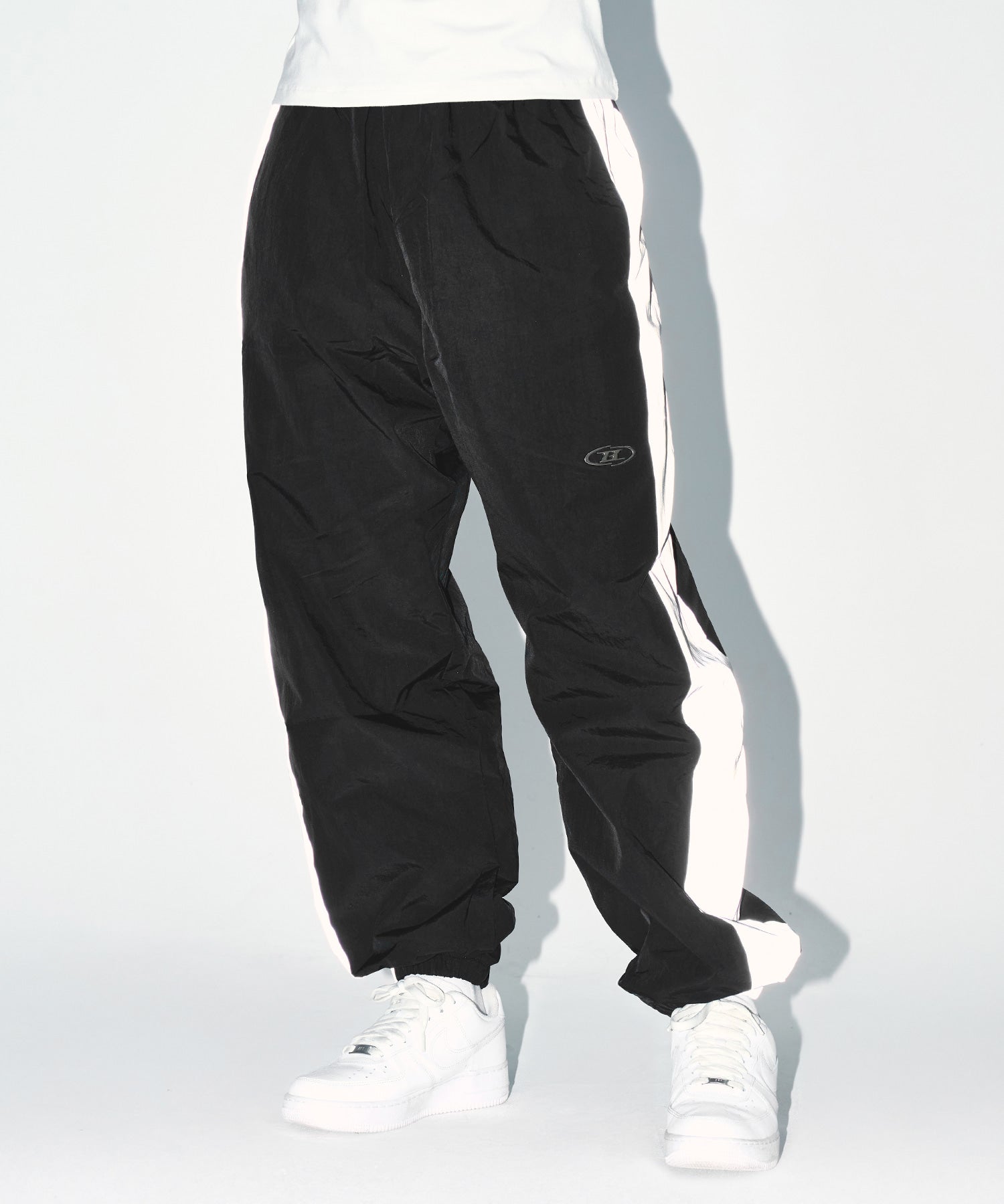 CHROME NYLON BLOCK PANTS [BLACK] Main image