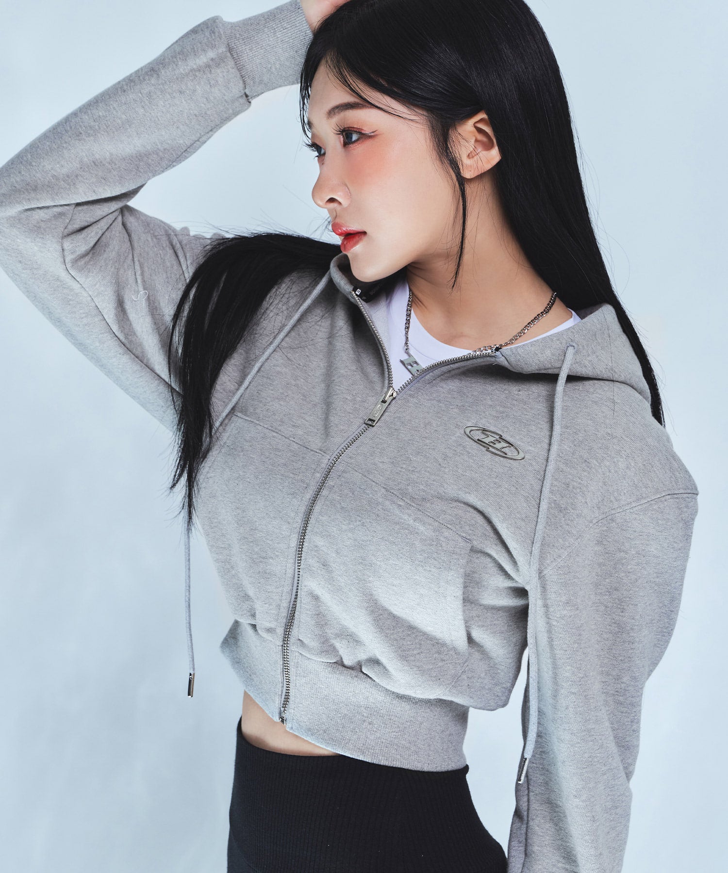CHROME B CROP ZIP-UP HOODIE