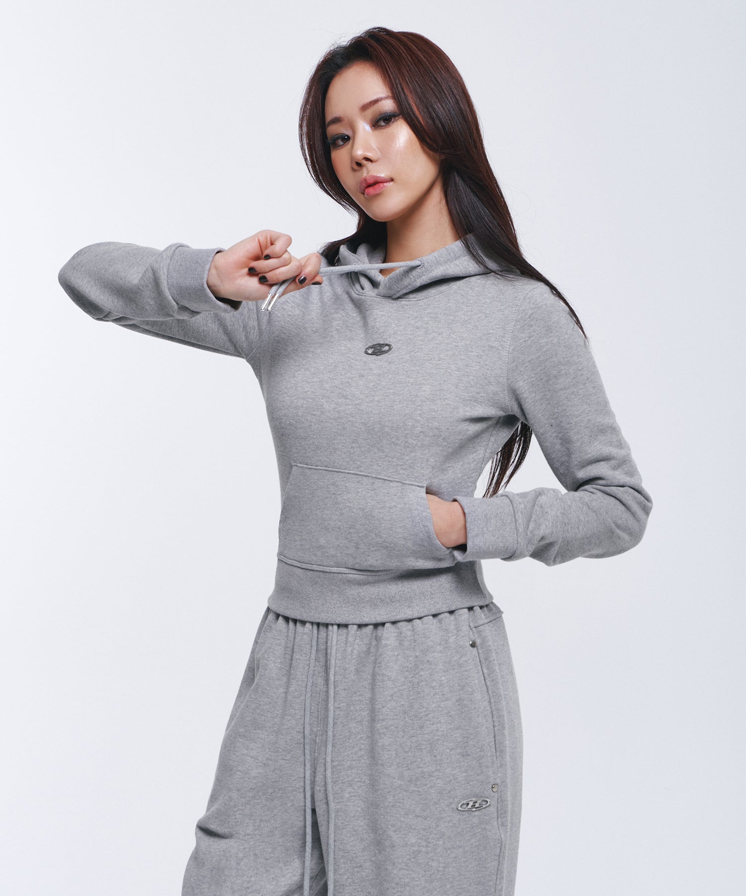 W B PENDANT COTTON CROP HOODIE [MELANGE GREY] Main image