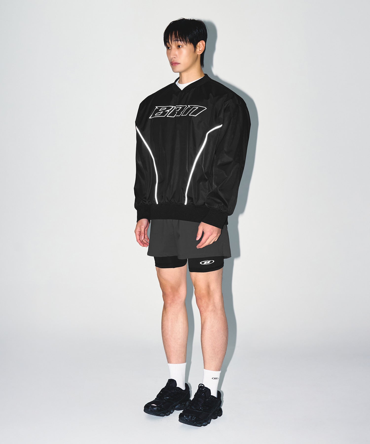 BRN OUTBAND 2 IN 1 SQUAT SHORTS [CHARCOAL]