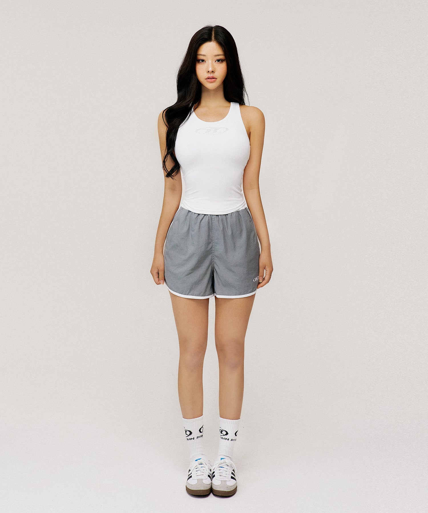 W SYMBOL B NYLON DOLPHIN SHORTS [GREY] Secondary image