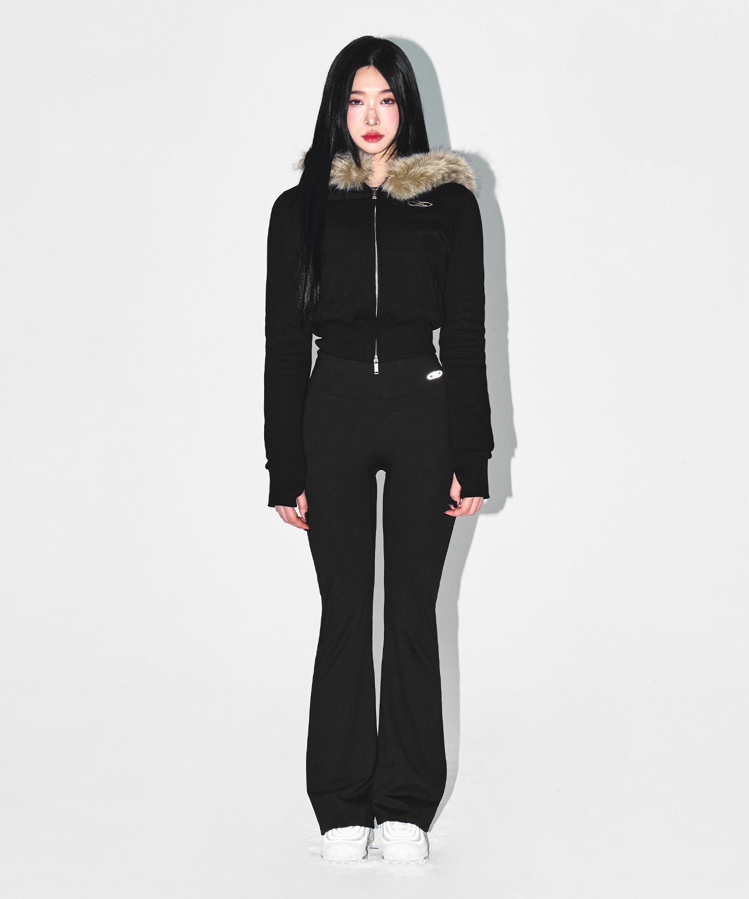 W CHROME B FUR TRIMMING HOODIE ZIP-UP [BLACK] Secondary image