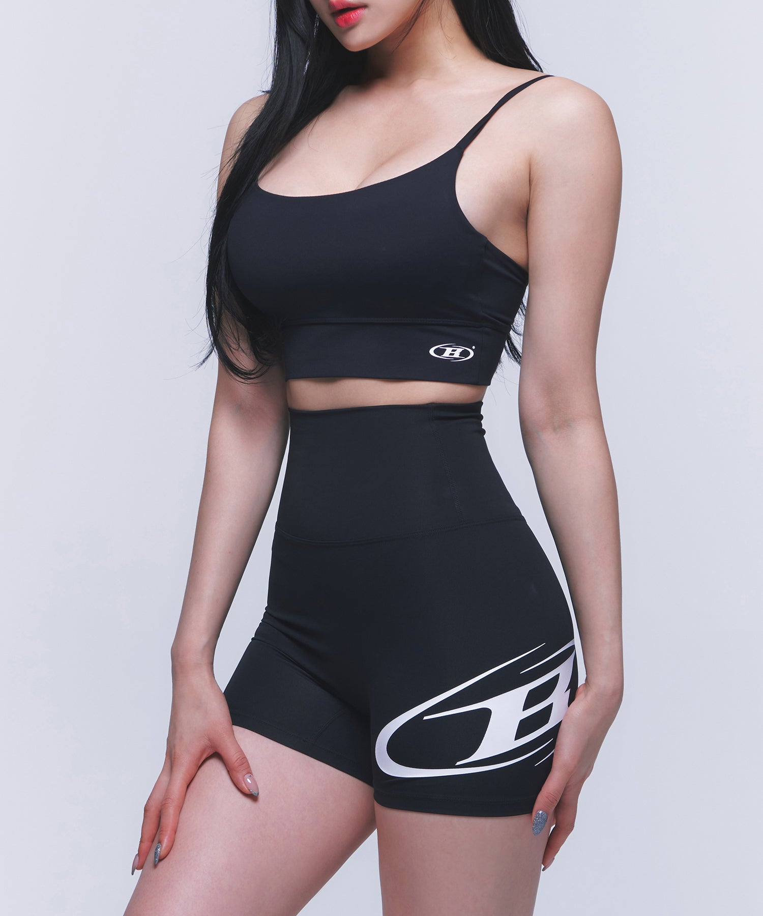 SQUARE FIT BRA TOP [BLACK]