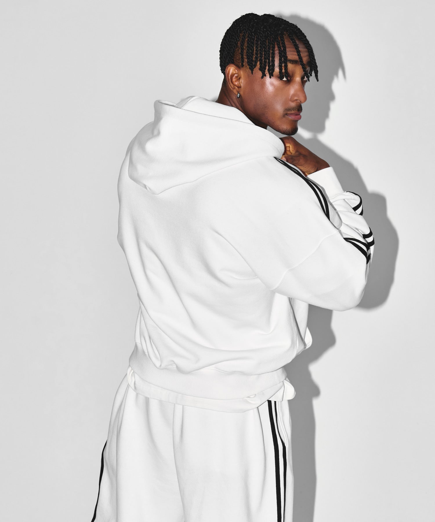 CHROME B TRACK LINE HOODIE [WHITE]