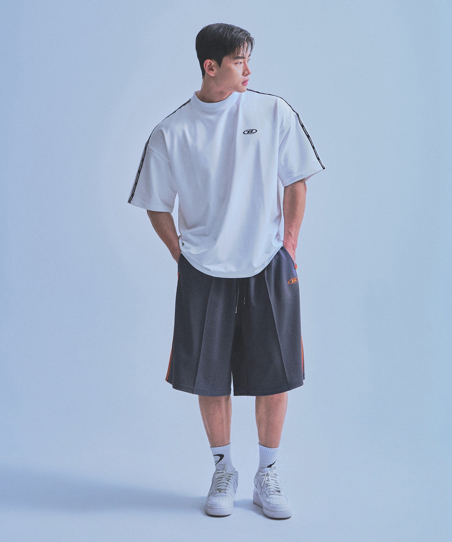 BLACK LINE EXTRA FIT T-SHIRTS [WHITE]