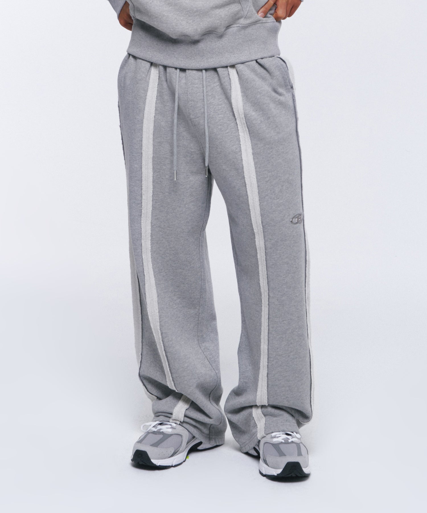 REVERSE OUT SEAM WIDE PANTS [MELANGE GREY] Secondary image