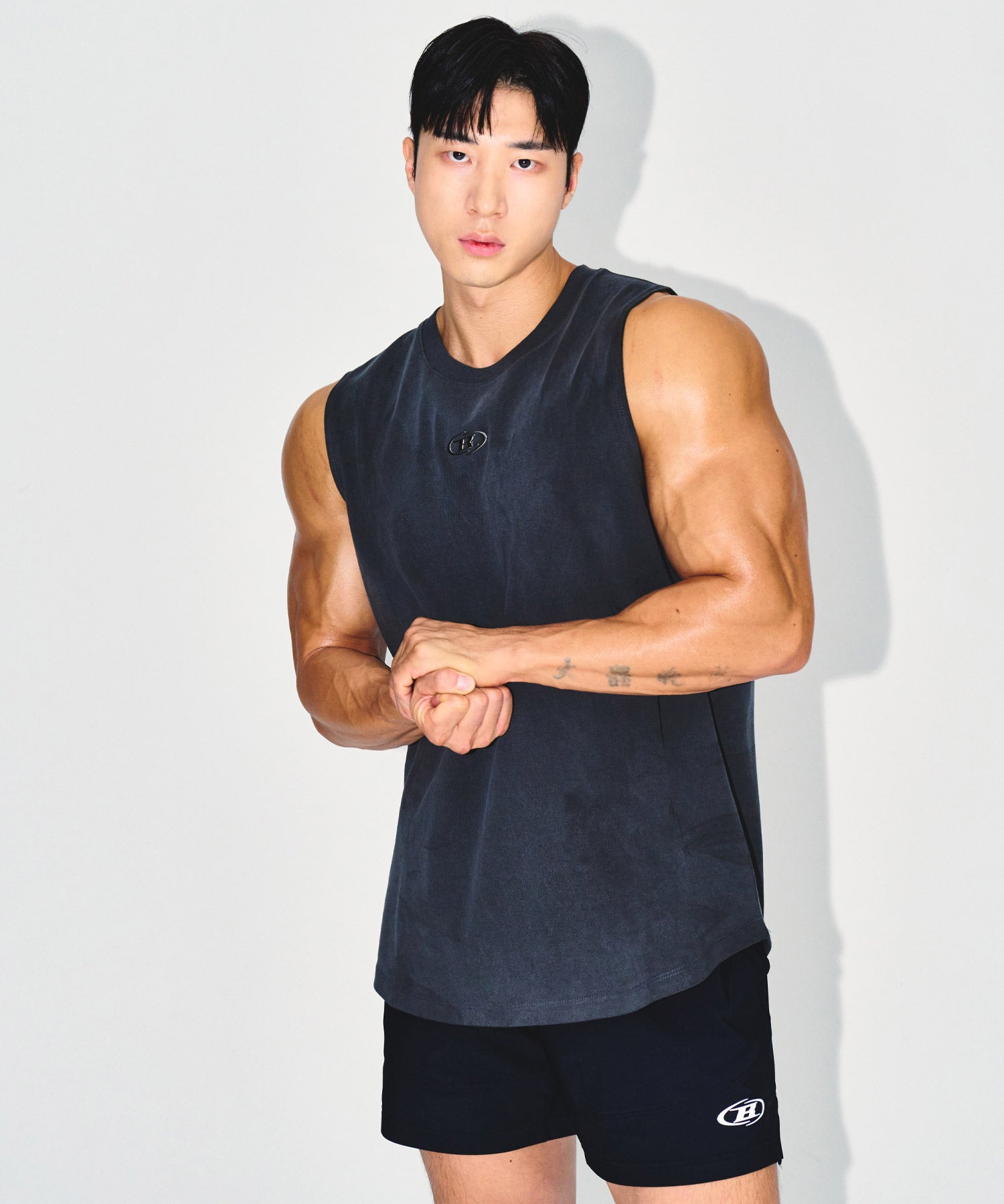 SILVER B PIGMENT DYING SLEEVELESS [CHARCOAL] Main image