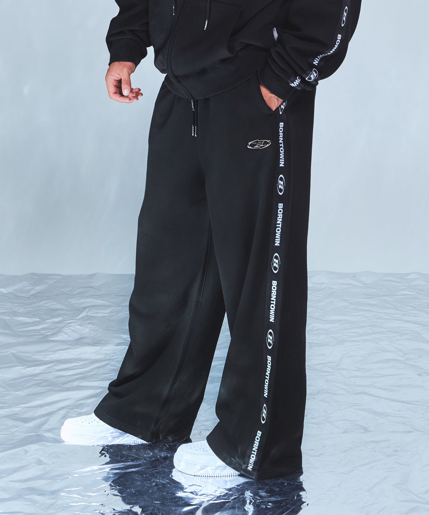 CHROME B BLACK LINE WIDE PANTS