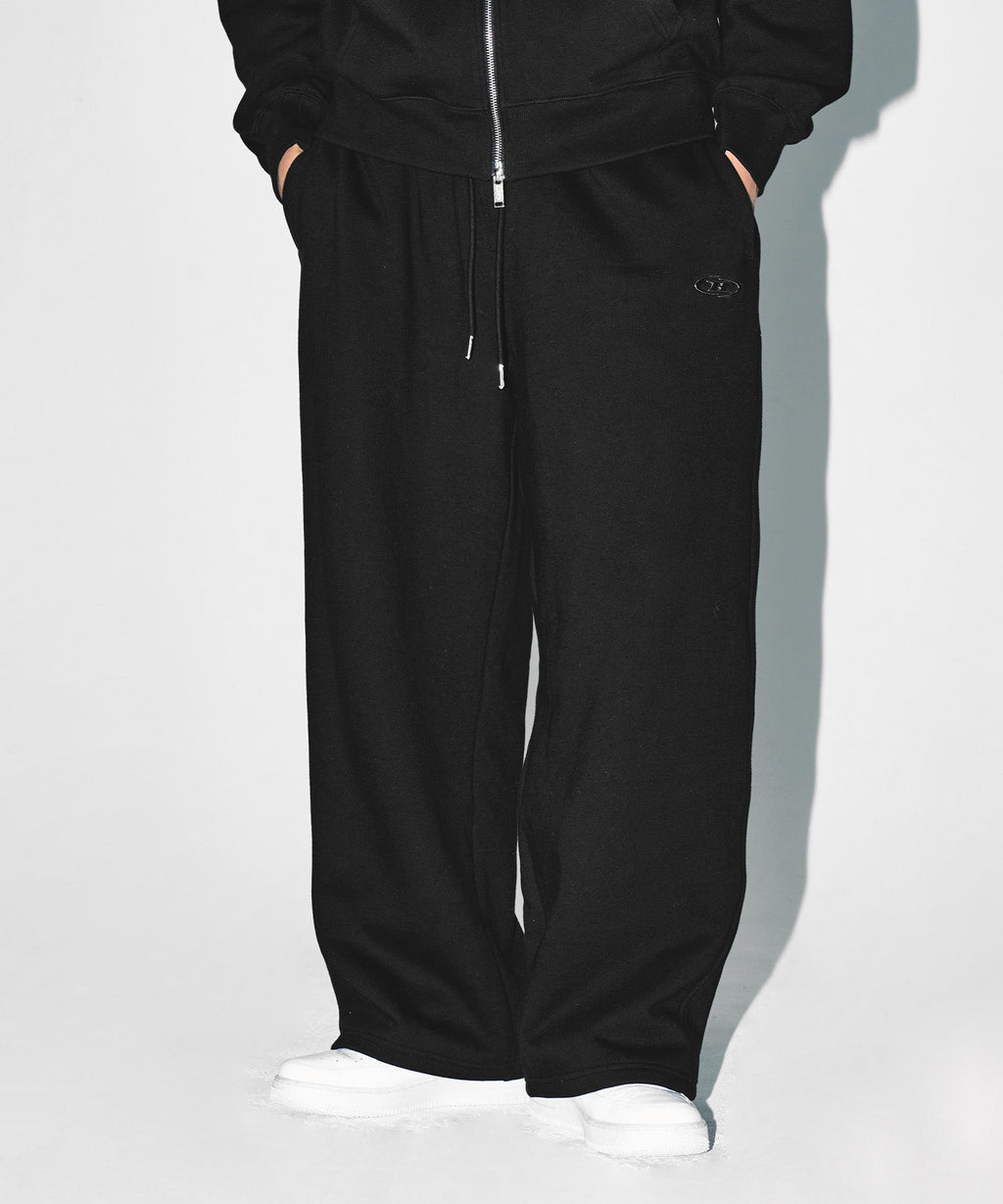 CHROME B FLEECE SEMI WIDE PANTS [BLACK]