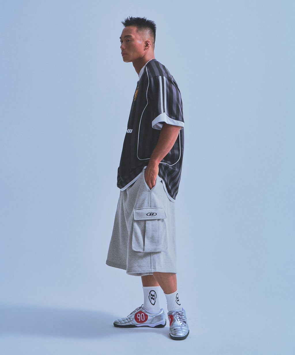 SYMBOL B SOCCER STRIPE JERSEY [BLACK]