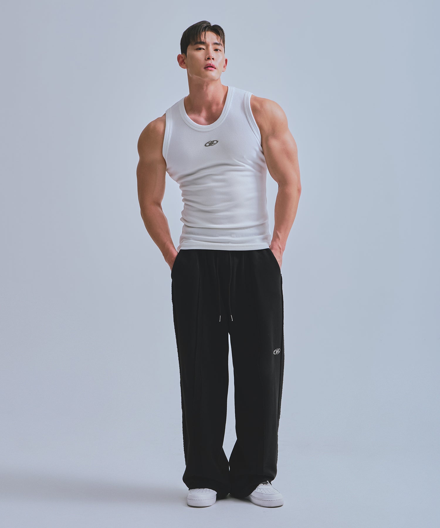 B-SYMBOL LOGO SLEEVELESS_NON MESH VER [IVORY]