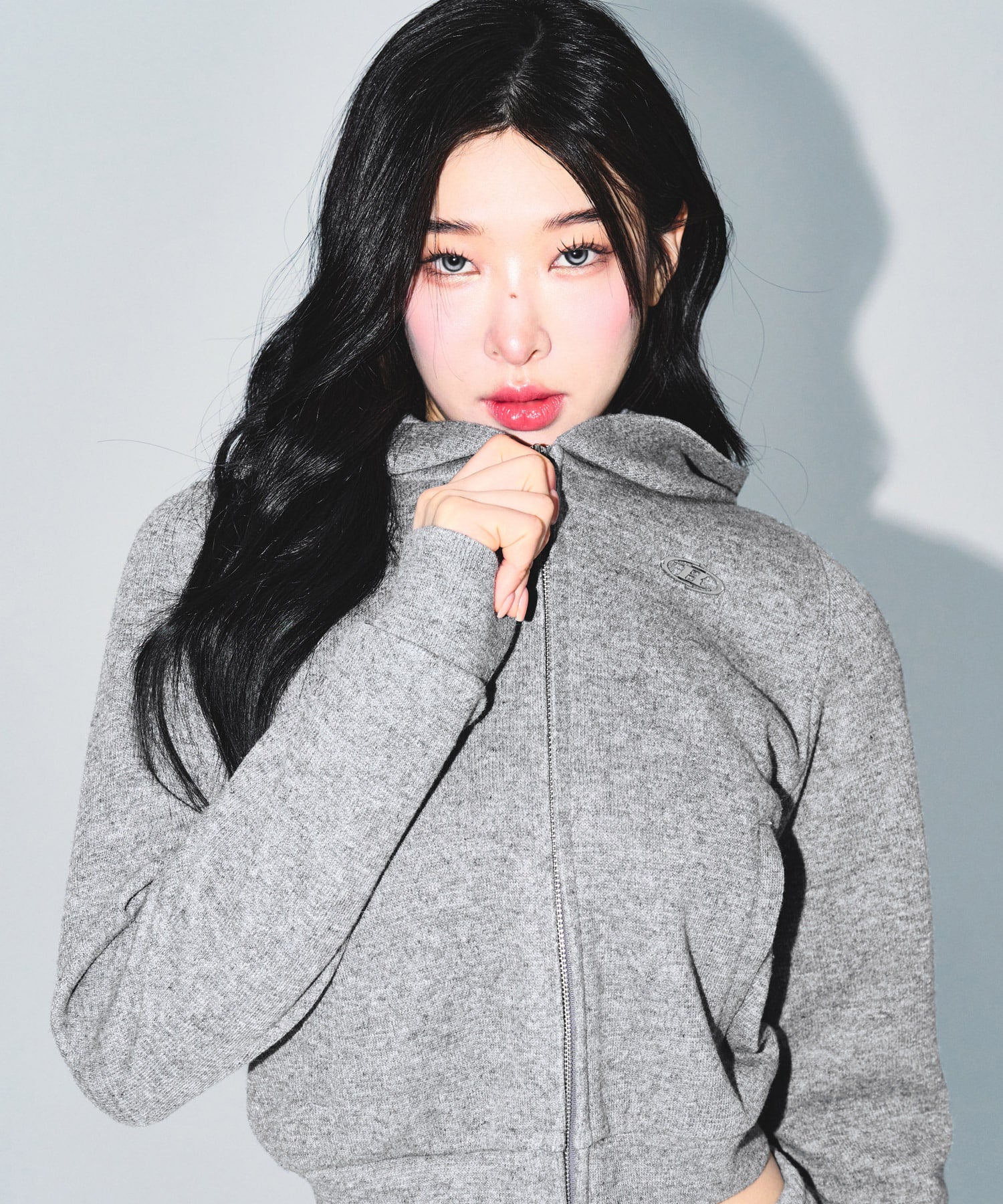 W KNIT LIKE SEMI CROP HOODIE ZIP-UP [MELANGE GREY] Main image