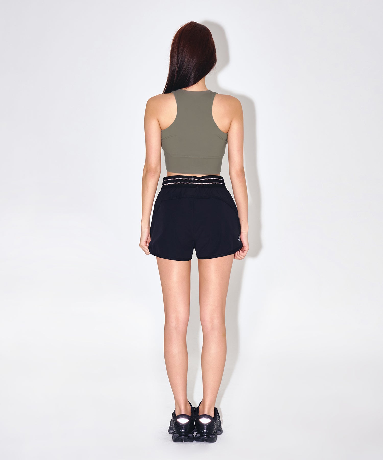 B SYMBOL TANK TOP [KHAKI]