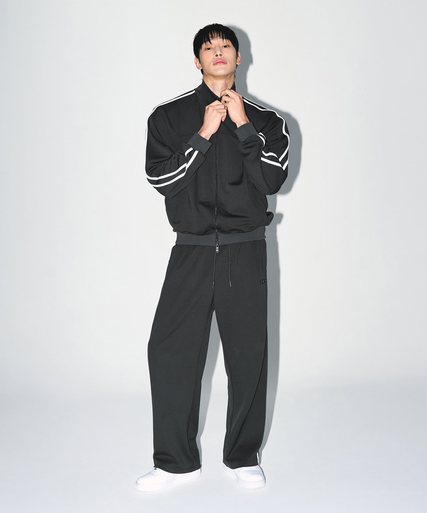 CHROME B JERSEY TRACK PANTS [CHARCOAL]