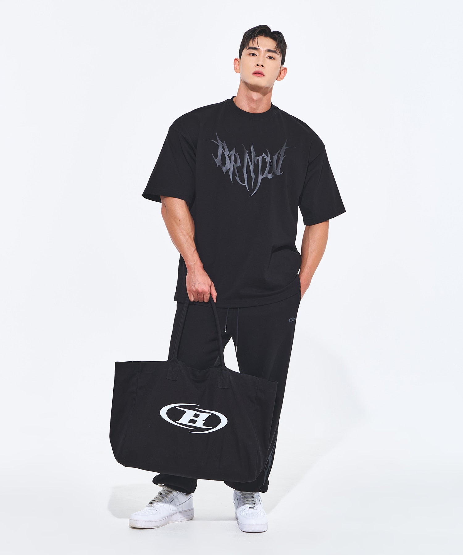 CHROME B RED LINE SEMI WIDE PANTS [BLACK]