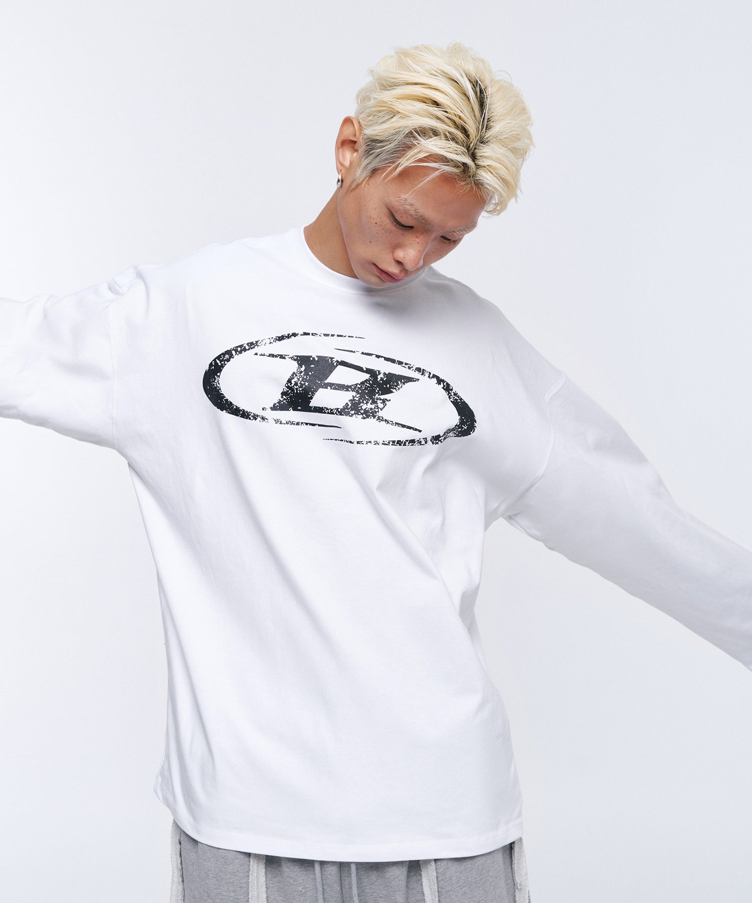 CRACK B SYMBOL LONGSLEEVE [WHITE]