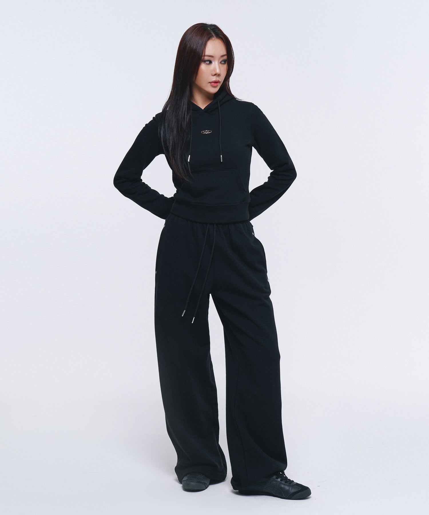 W B PENDANT COTTON SWEAT PANTS [BLACK] Main image