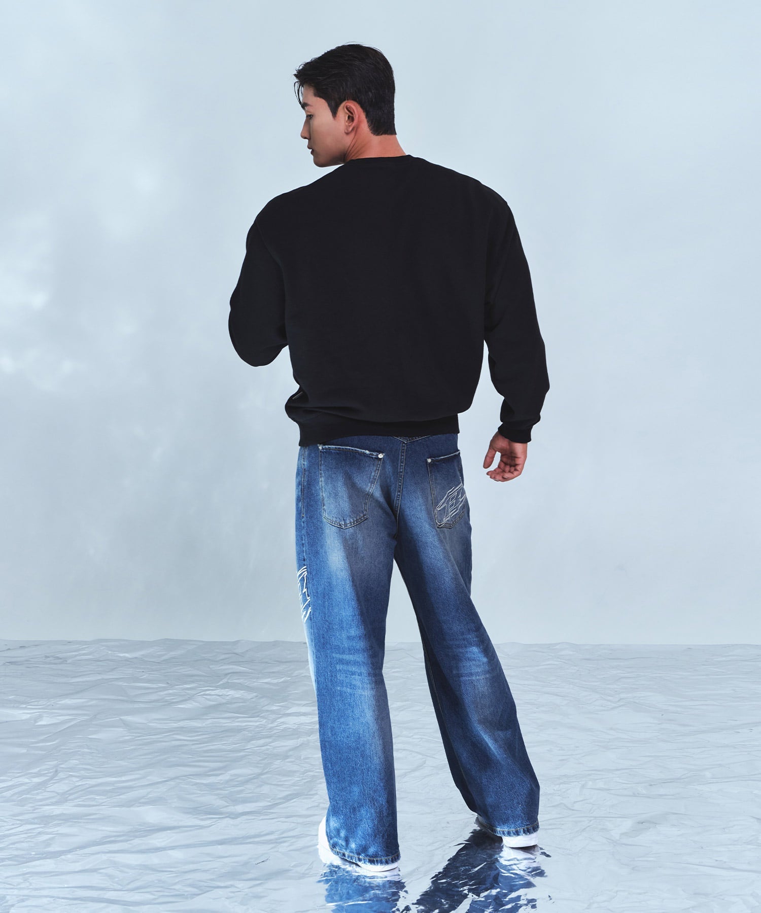 CHROME B SWEATSHIRTS [BLACK]