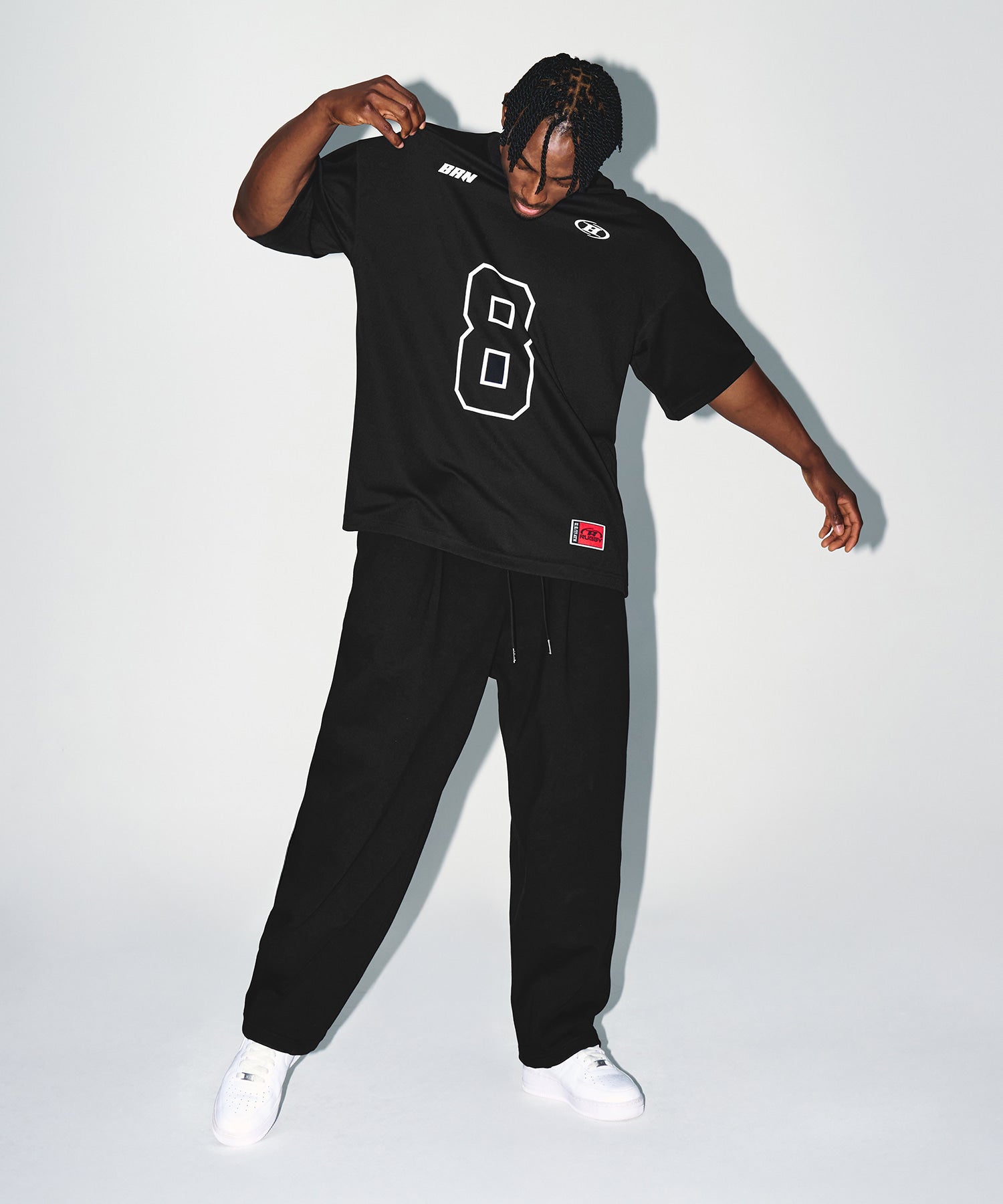 BRN COOL MESH EXTRA FIT T-SHIRTS [BLACK]