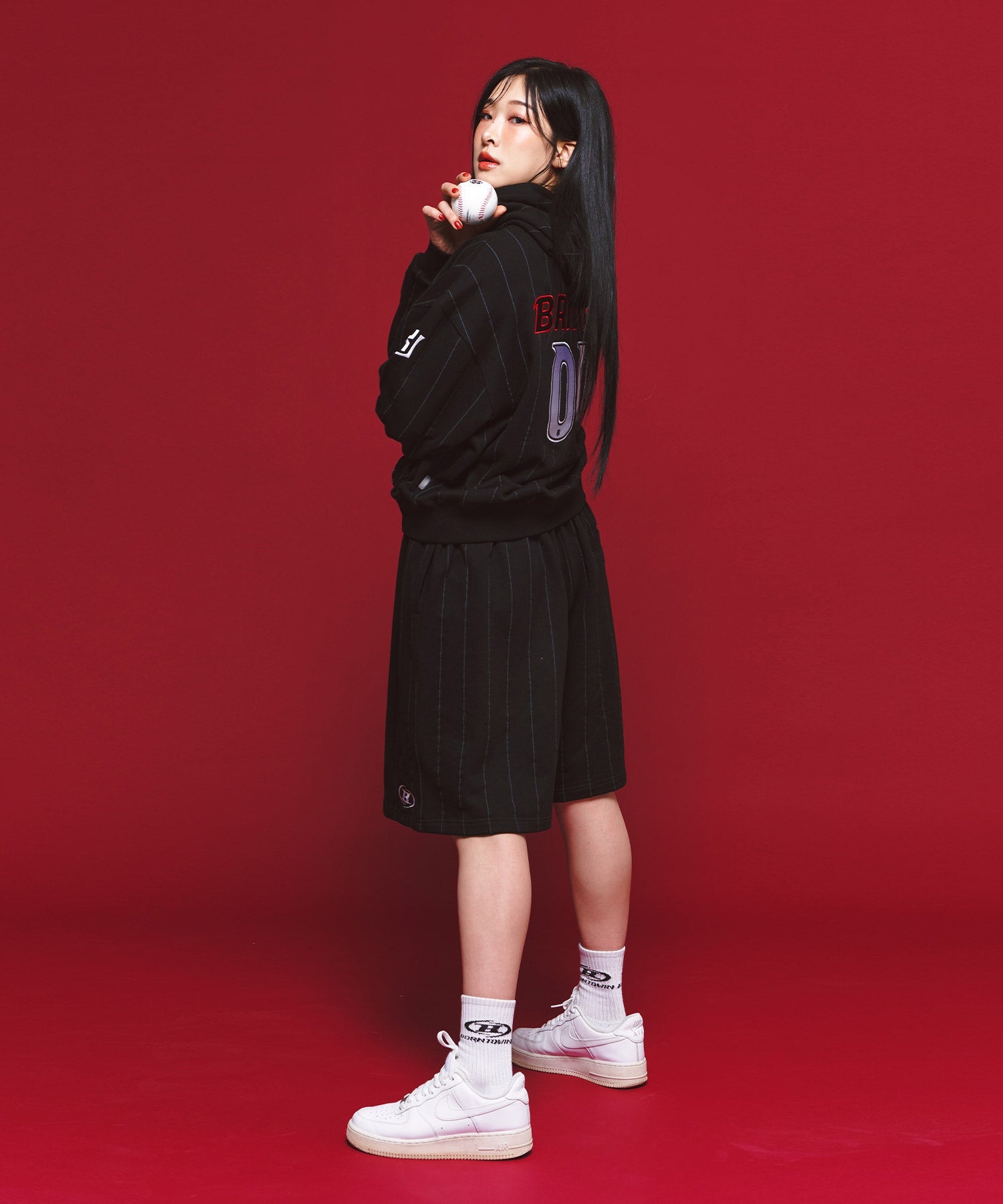 BORNTOWIN X KT WIZ HOODIE [BLACK]